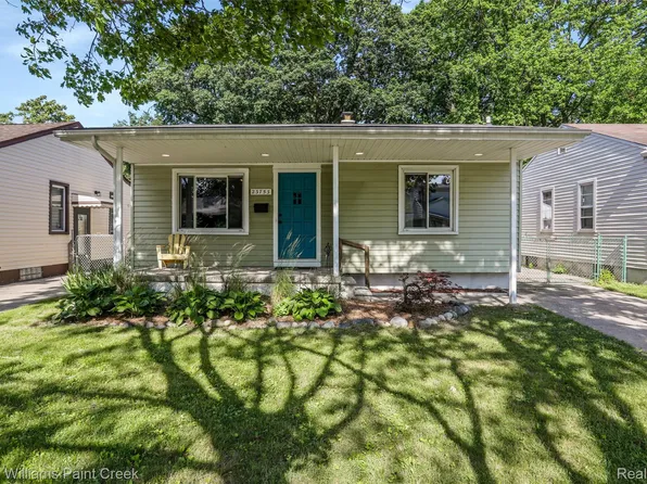 23753 Davey Ave, Hazel Park, MI 48030