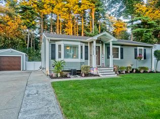 217 Hanson Dr, Springfield, MA 01128