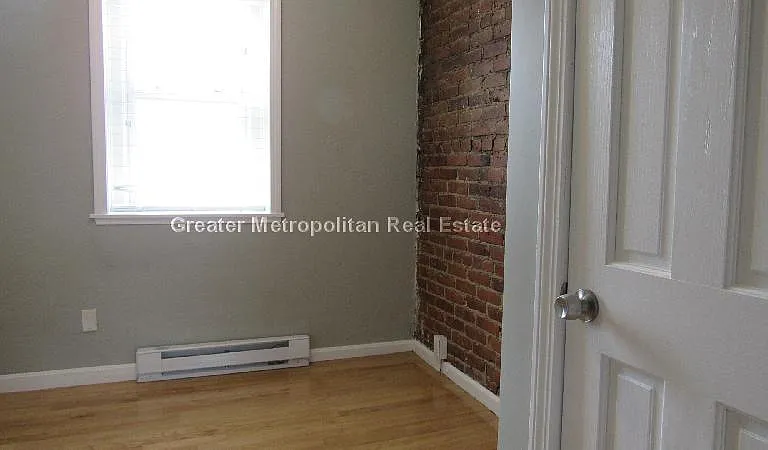 4 Michelangelo St #3 — Photo 8