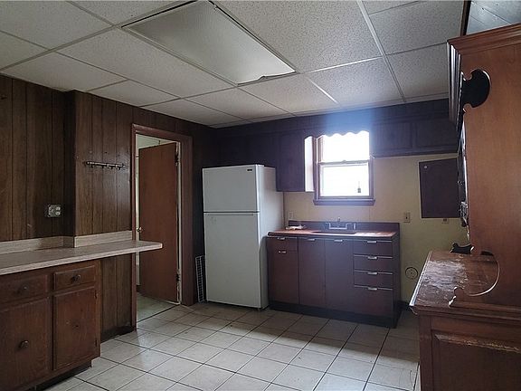 5th image of 26 McCollum St