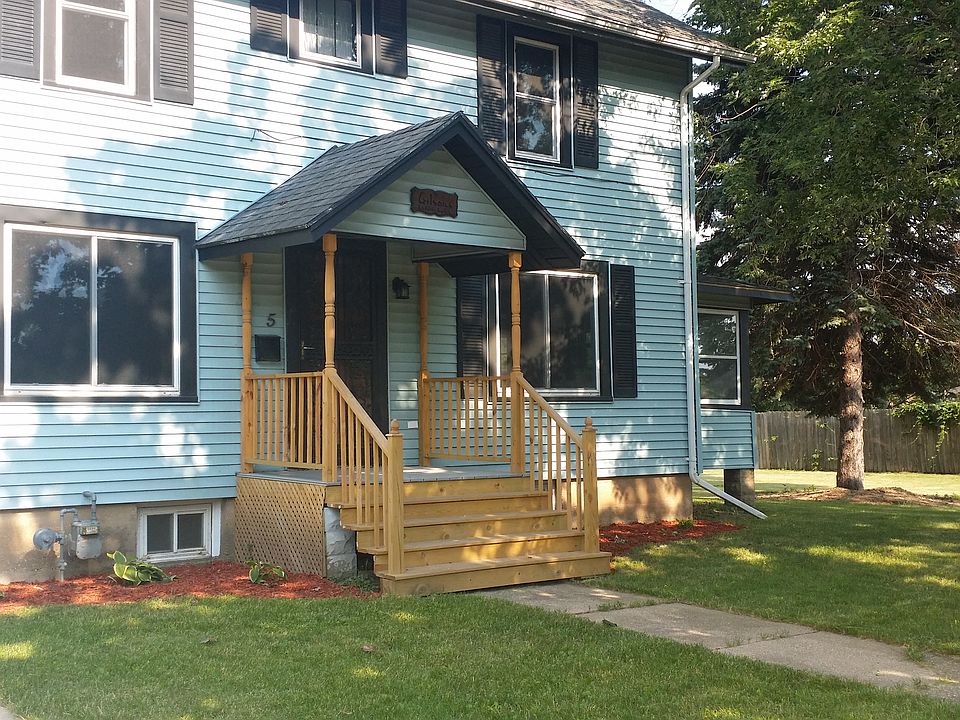 1st image of 305 S Randall Ave