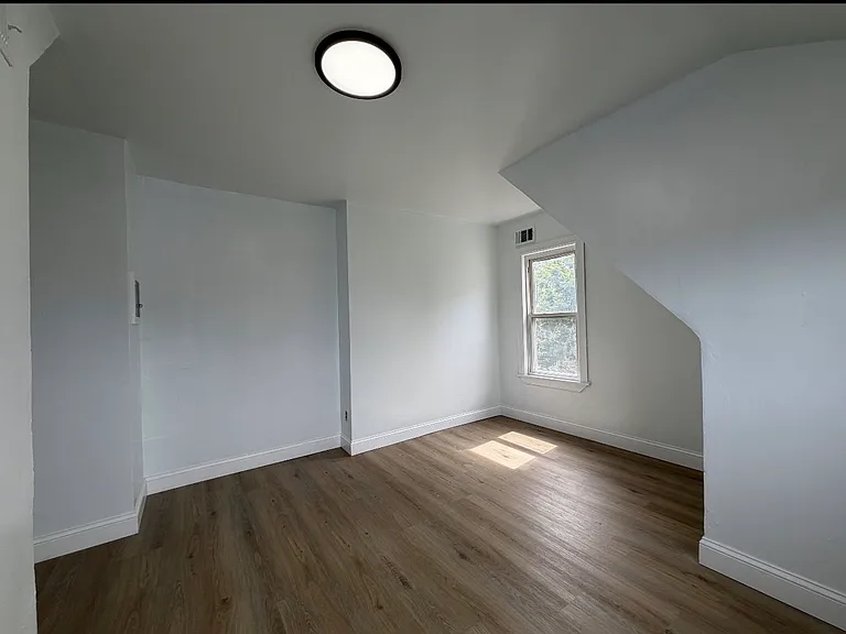 3886-3888 Washington St #3 — Photo 5