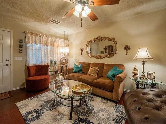 4th image of 4885 Park Vista Dr