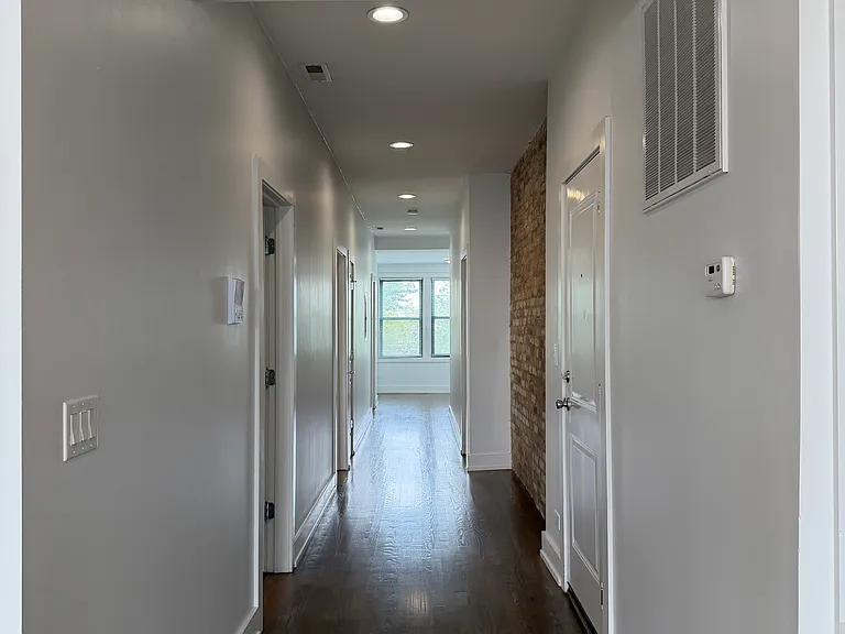 2020 N Spaulding Ave #3 — Photo 7