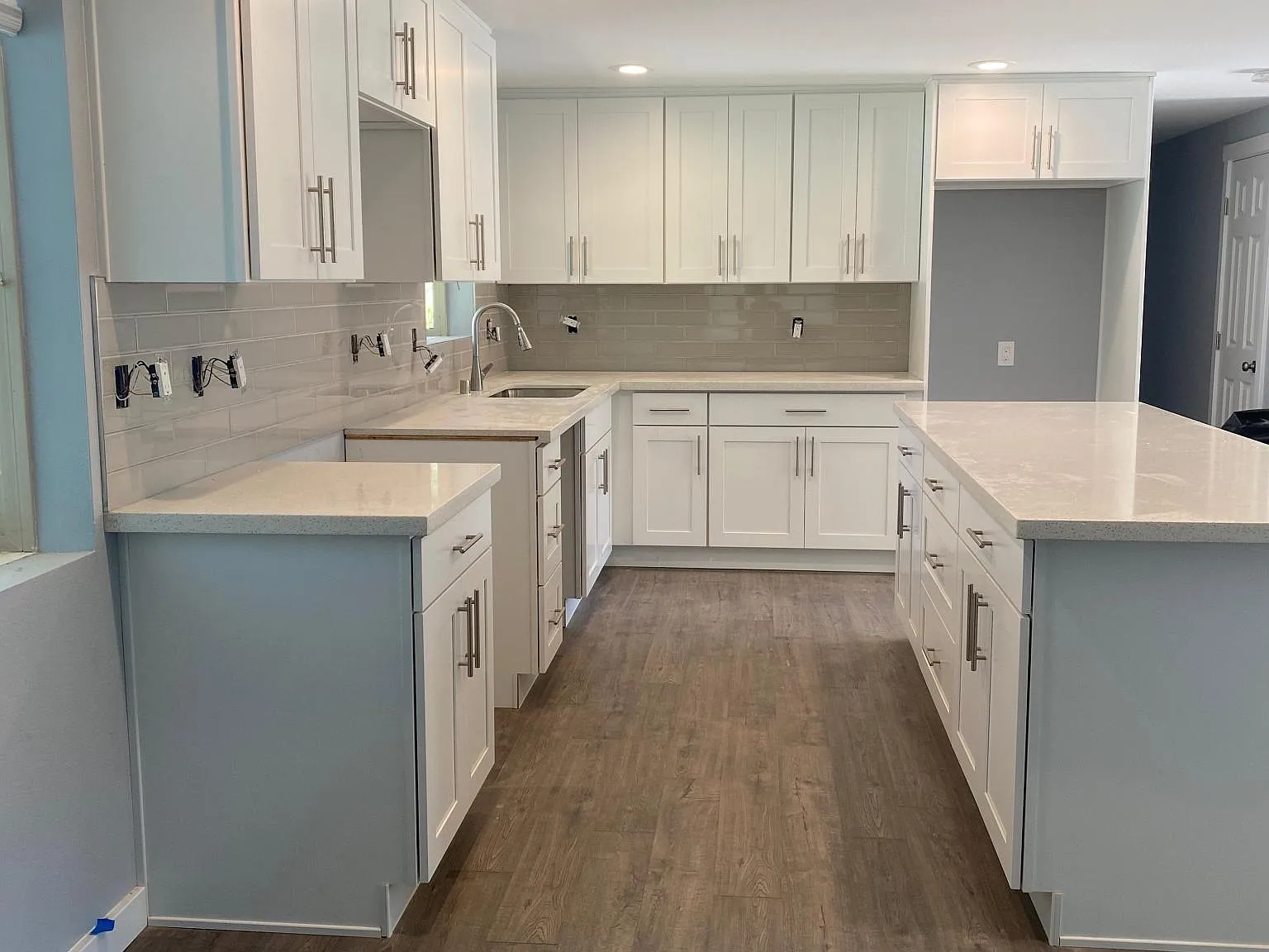 3 bed, 1406 sqft, $3,000 — Photo 3