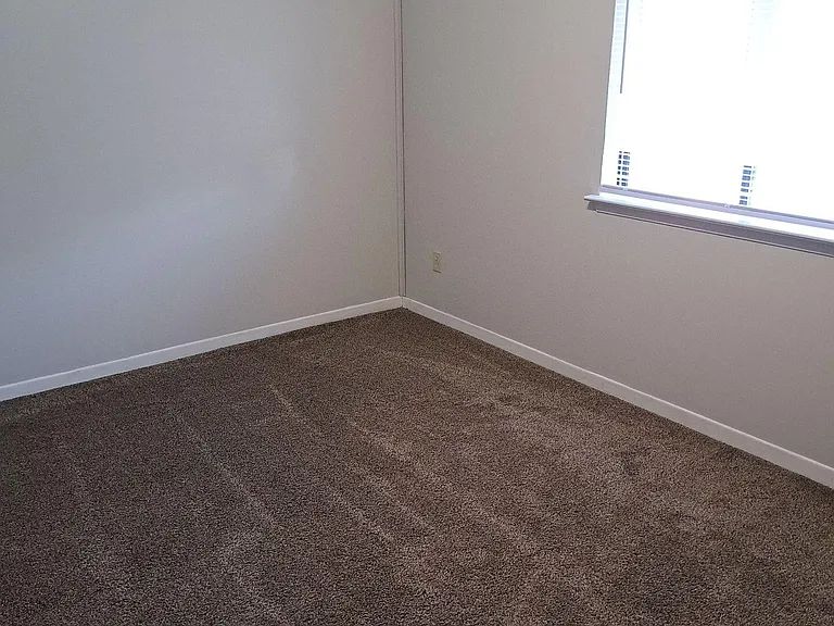 4837 S Lakewood Dr — Photo 13