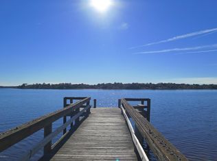 1734 Shore View Dr W, Jacksonville, FL 32218