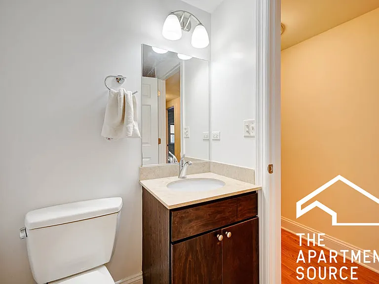 2834 N Albany Ave #G — Photo 9