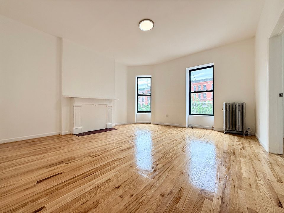 1st image of 170 W 123rd St #C3