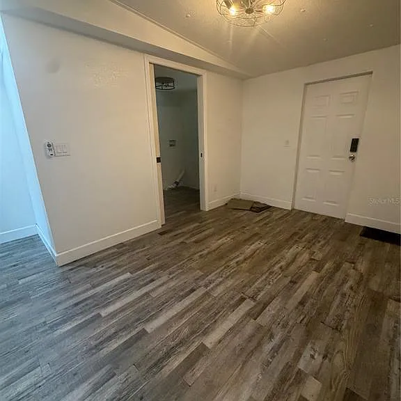 6828 State Road 33 — Photo 17