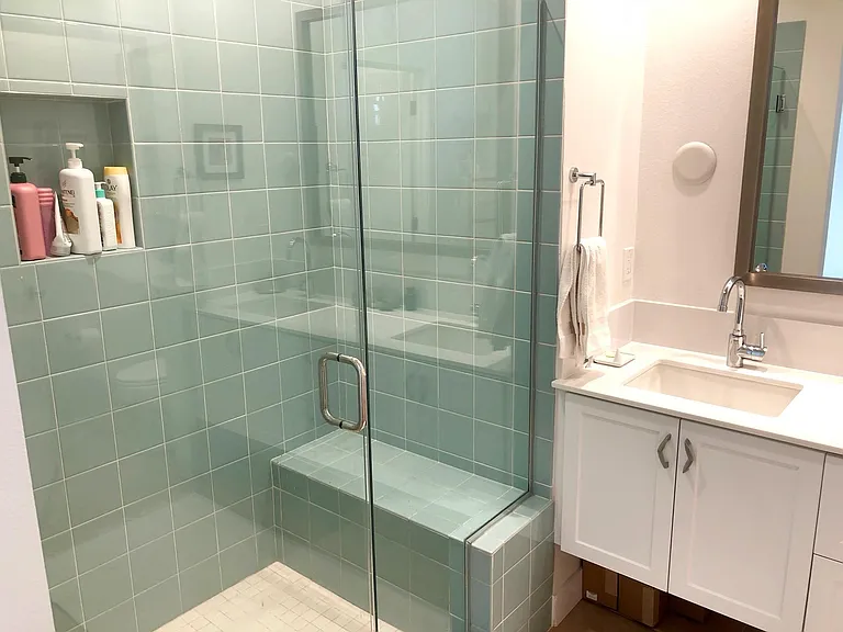En suite bathroom in master
