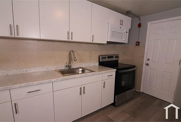 1620 Foulkrod St #B3 — Photo 9