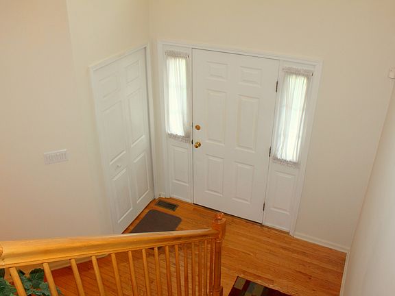 2nd image of 366 Stonehenge Dr