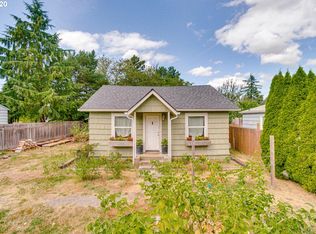 8057 SE Henderson St, Portland, OR 97206