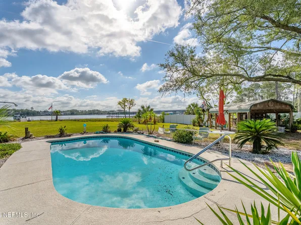 8339 CONCORD Boulevard E, Jacksonville, FL 32208