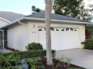 6318 Shadowood Cir, Naples, FL 34112