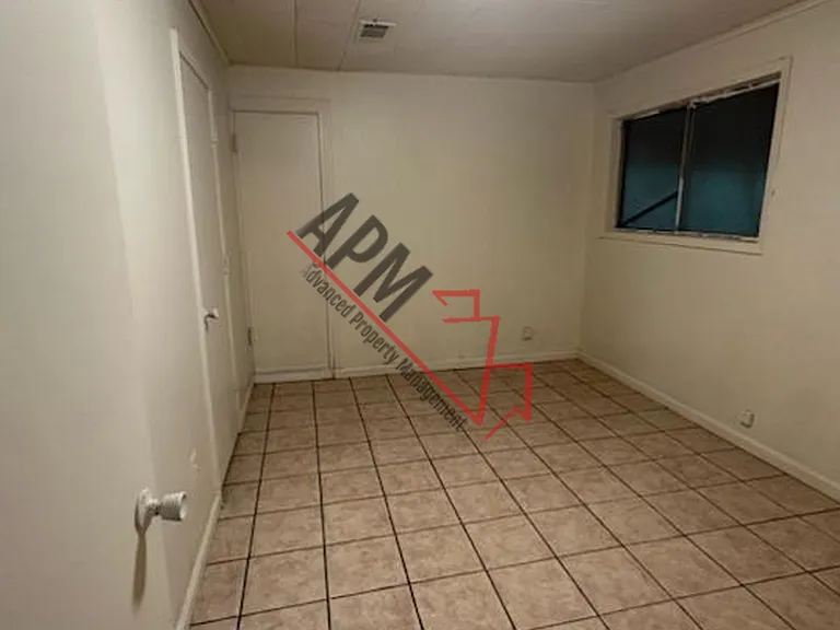 3707 Grammont St — Photo 8