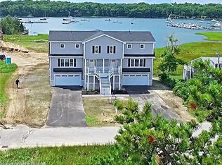 18 North Ave, Saco, ME 04072
