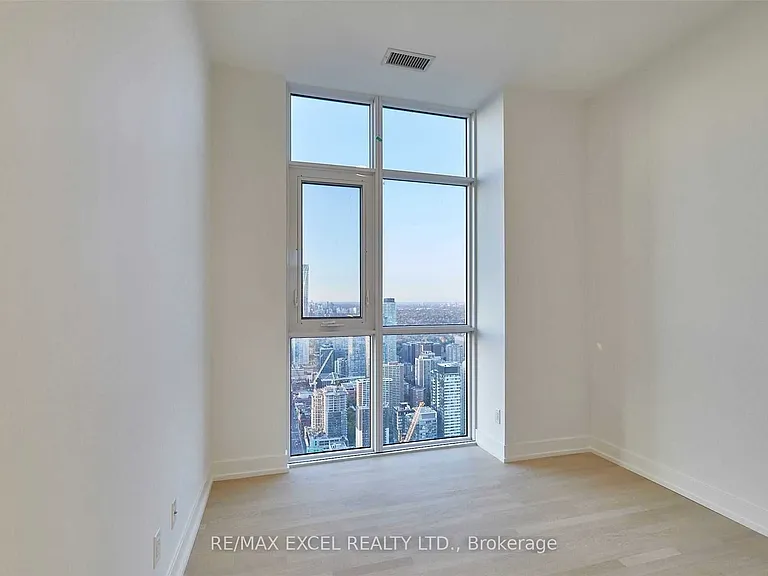7 Grenville St #6403 — Photo 15