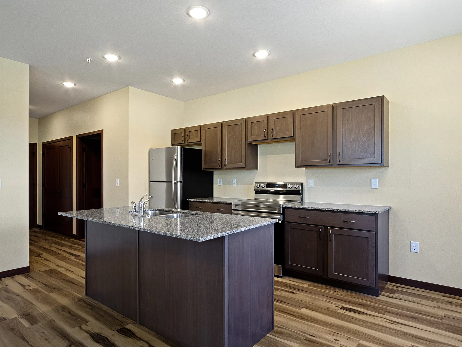 902 Menomonie St, Eau Claire, WI, USA - 12 — Photo 2