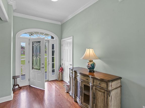 4th image of 1647 Hollow Cove Ln