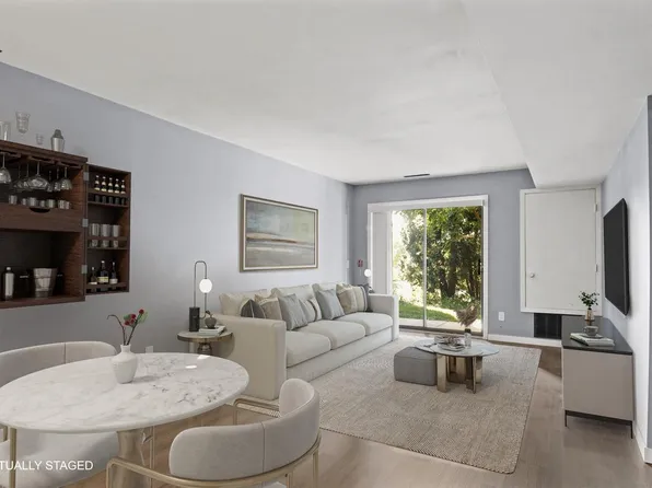 1037 South Sunnyvale Lane #E, Madison, WI 53713