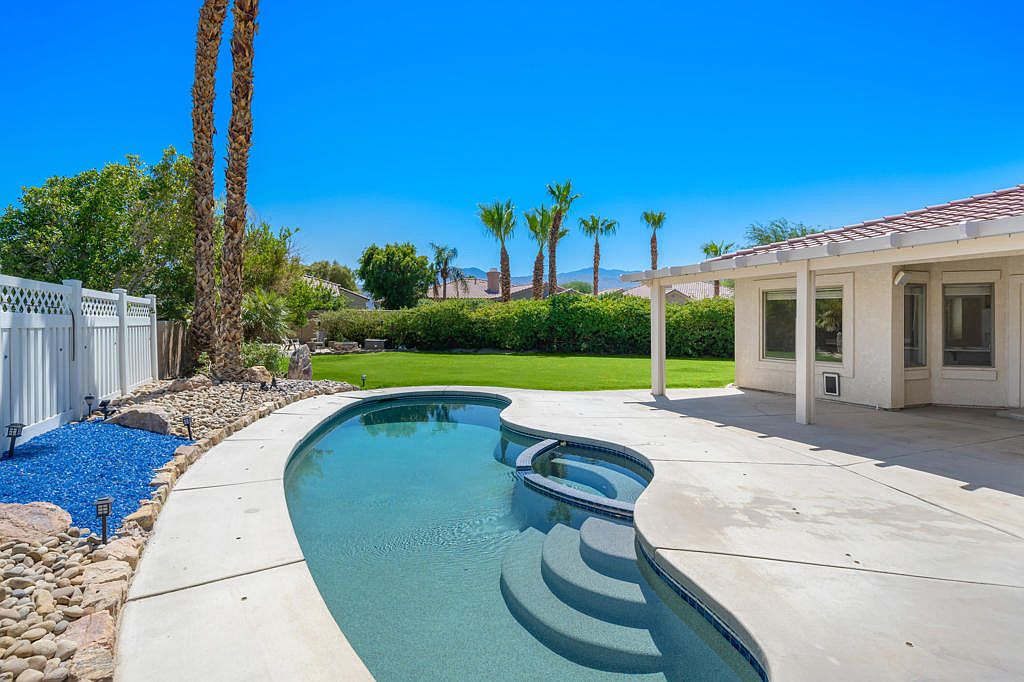 79449 Calle Vista Verde, La Quinta, CA 92253 MLS 219099219DA Zillow