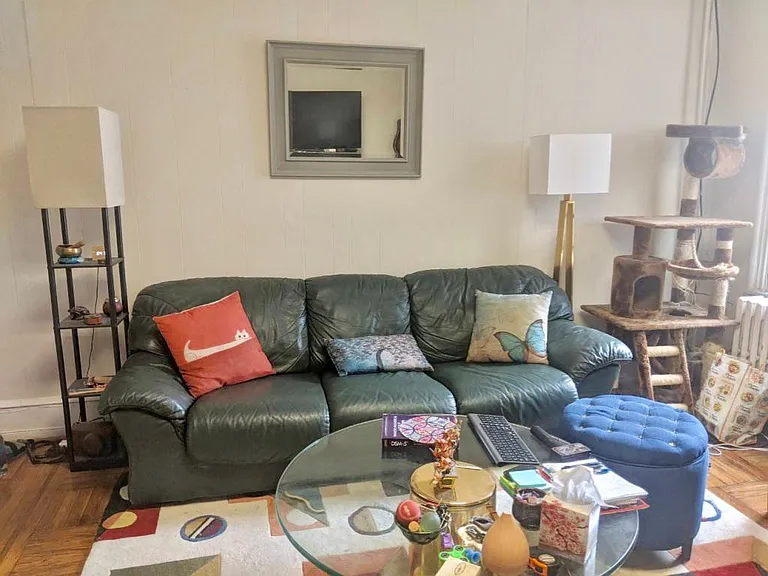 1821 Spring Garden St #2R — Photo 4