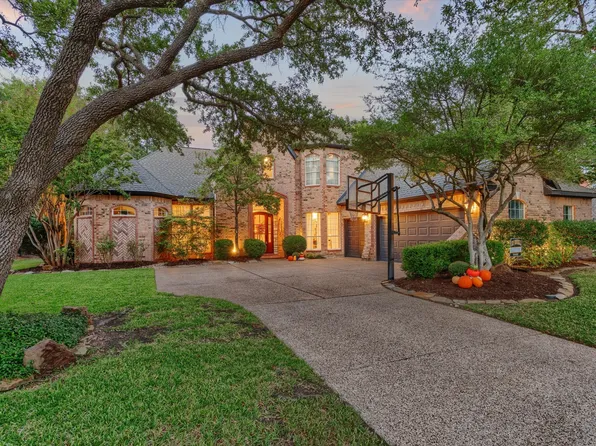 905 Parkwood Ct, McKinney, TX 75072
