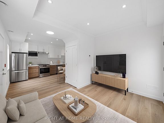 5th image of 91 Barton Ave #10