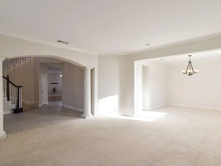 8512 Mesa Verde Dr — Photo 16