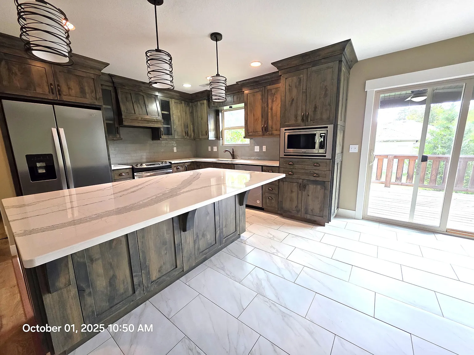 3 bed, 2.0 bath, 1524 sqft, $1,950 — Photo 3
