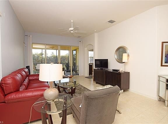 4th image of 8621 Piazza Del Lago Cir Unit 201