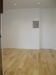 Rented by Tower Brokerage