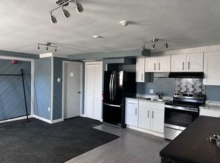 44 Campbell Ter APT 6, Pawtucket, RI 02860