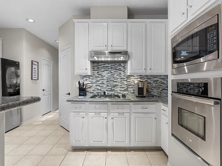 2368 Windy Cove Ct — Photo 17