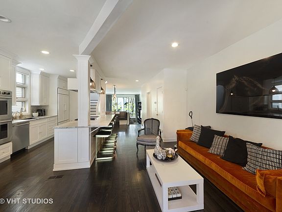 5th image of 1419 W Wrightwood Ave