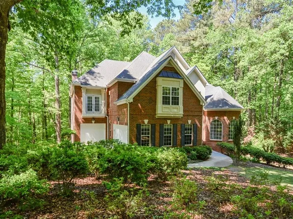 4299 Windham Ct, Douglasville, GA 30135