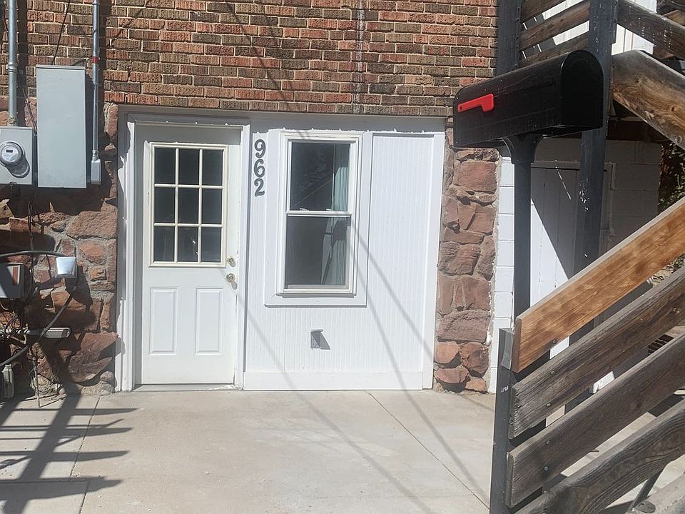 2nd image of 960 14th St #962