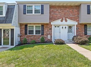 906 Countryside Dr, Mc Kees Rocks, PA 15136