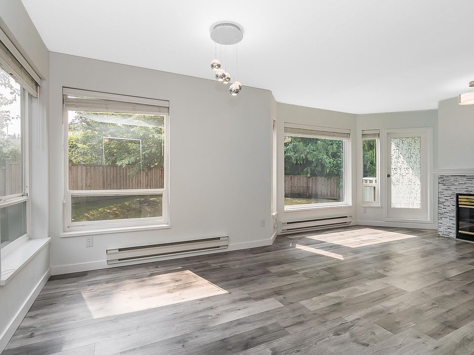 1st image of 2855 152nd St #203