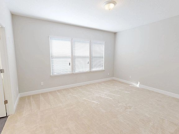 Northlake at Ovation - Essex Interior Image 3