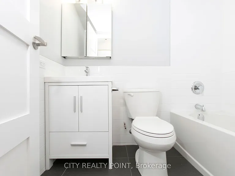 485 Huron St #305 — Photo 7