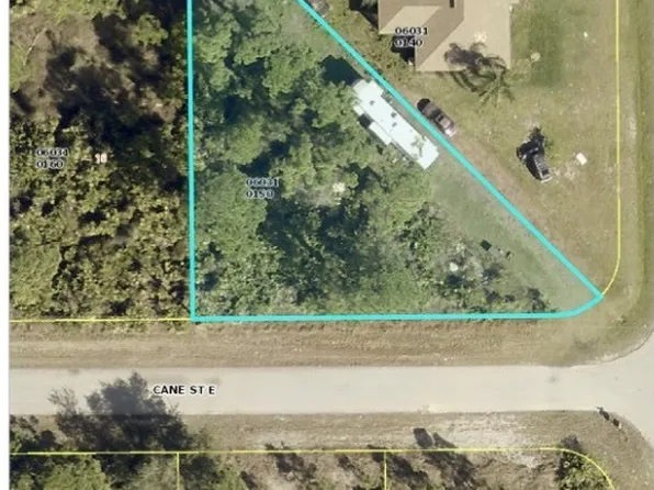 761 Cane St E, Lehigh Acres, FL 33974