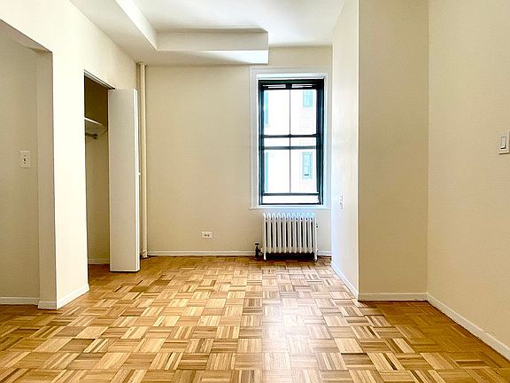 5th image of 542 E 79th St APT 4T