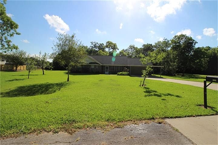 1st image of 6615 Betty Jane Ln