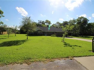 6615 Betty Jane Ln, Baytown, TX 77521