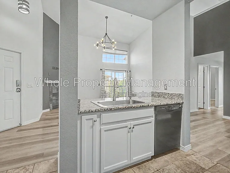 3872 S Dallas St #308 — Photo 10