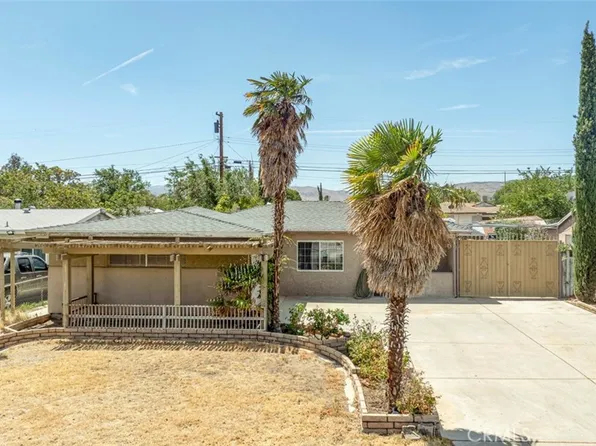 1208 E Avenue R3, Palmdale, CA 93550
