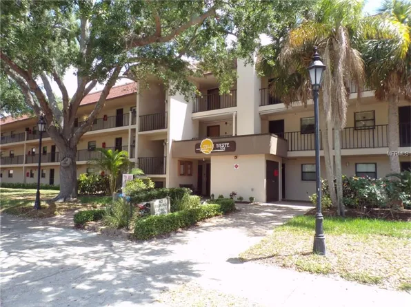 104 Capri Isles Blvd APT 207, Venice, FL 34292
